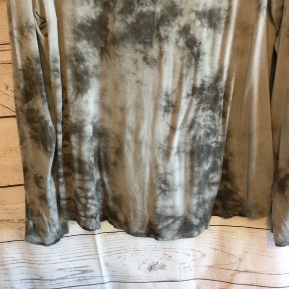 American Eagle Soft & Stylish Gray Tie-Dye Long Sleeve Top Size Large - Picture 2 of 8